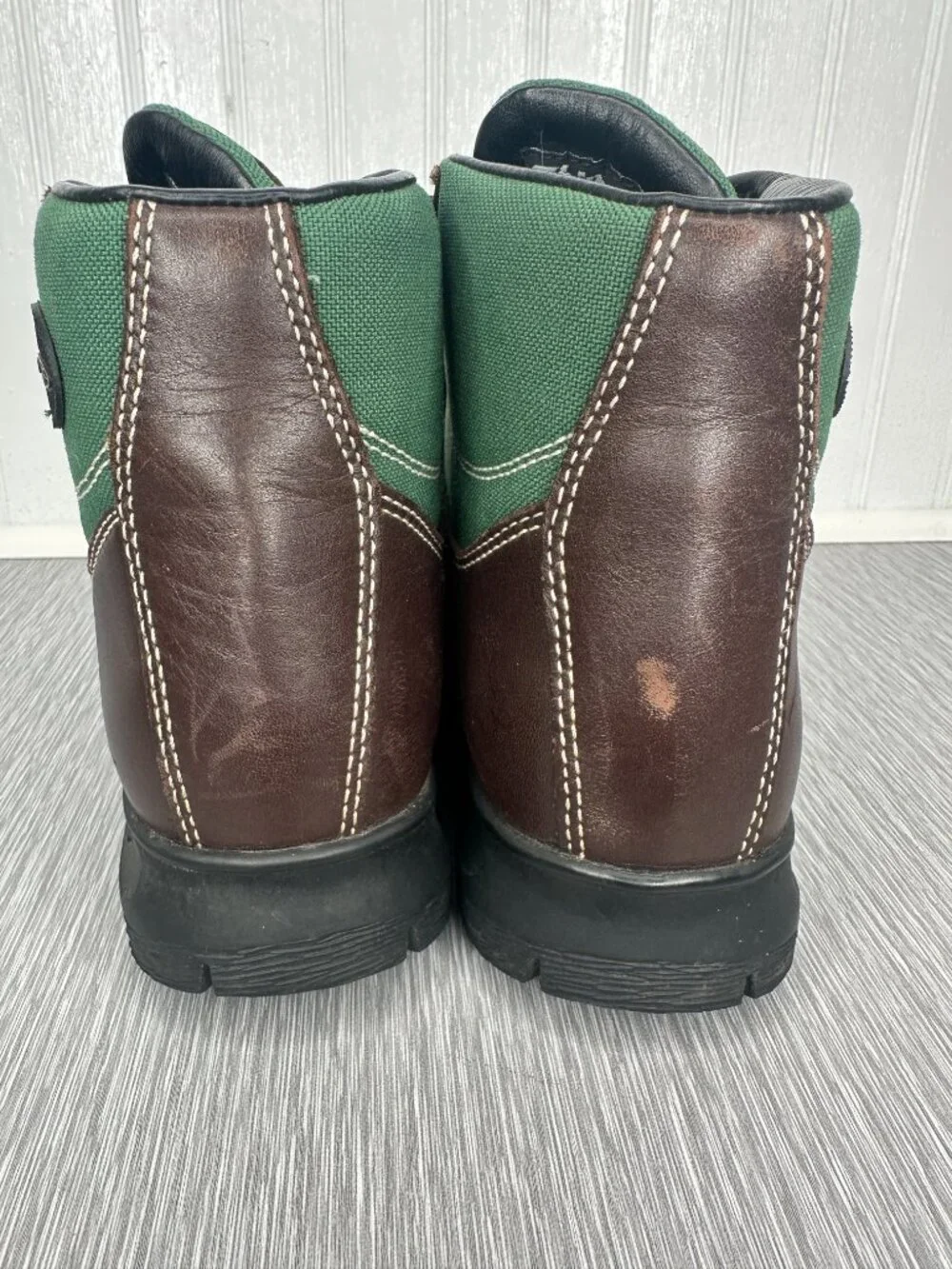 VASQUE 8099 Skywalk Brown Green Leather Hiking Boots Boys Size 3 1/2